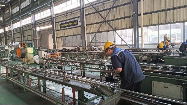 太陽(yáng)能推桿一般用什么材質(zhì)的不銹鋼管比較好