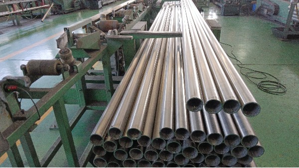 為什么在不銹鋼管焊接的時候需要加氮氣呢？