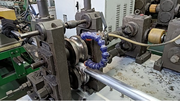 5 大優(yōu)勢！不銹鋼拉絲還是鏡面？